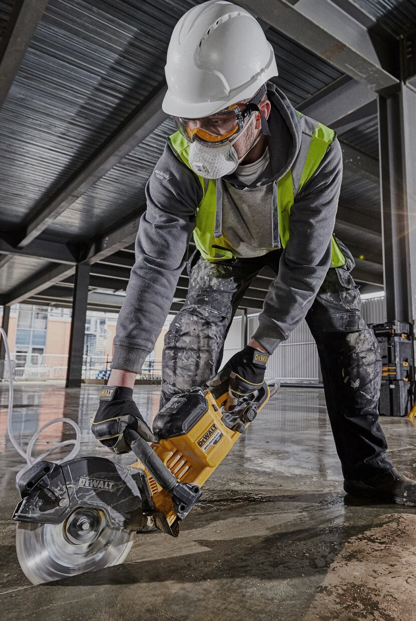 Cordless Cut-Off Saw! Cordless Cut-Off Saw!